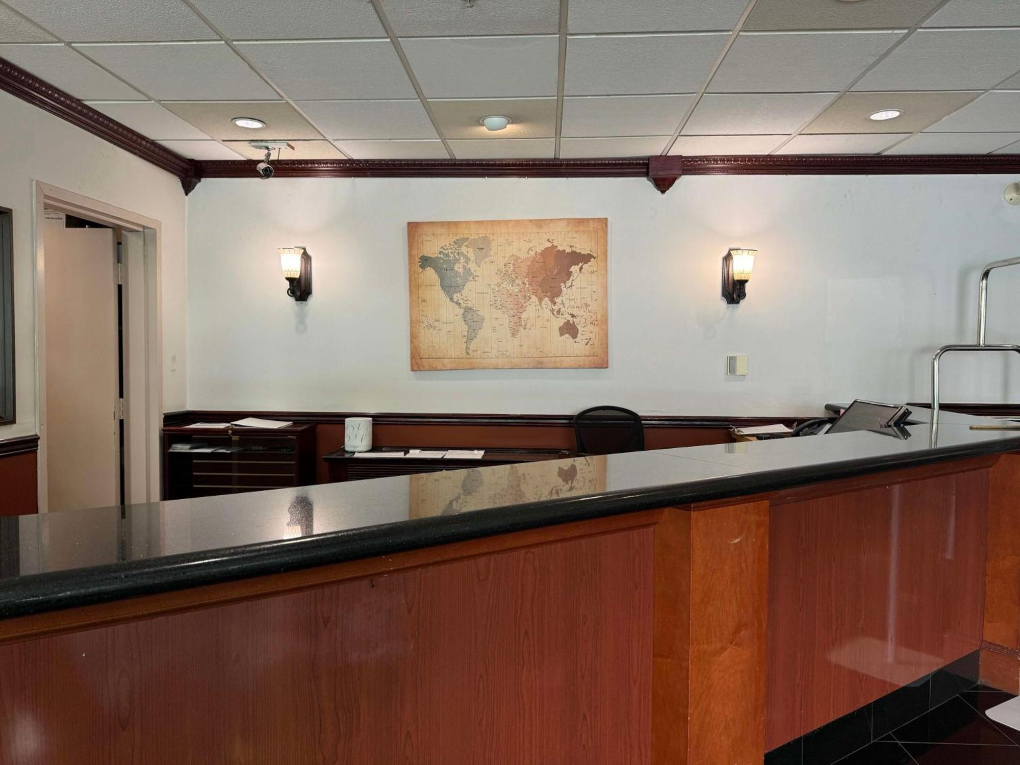 Surestay By Best Western Richmond Vancouver Airport Екстер'єр фото