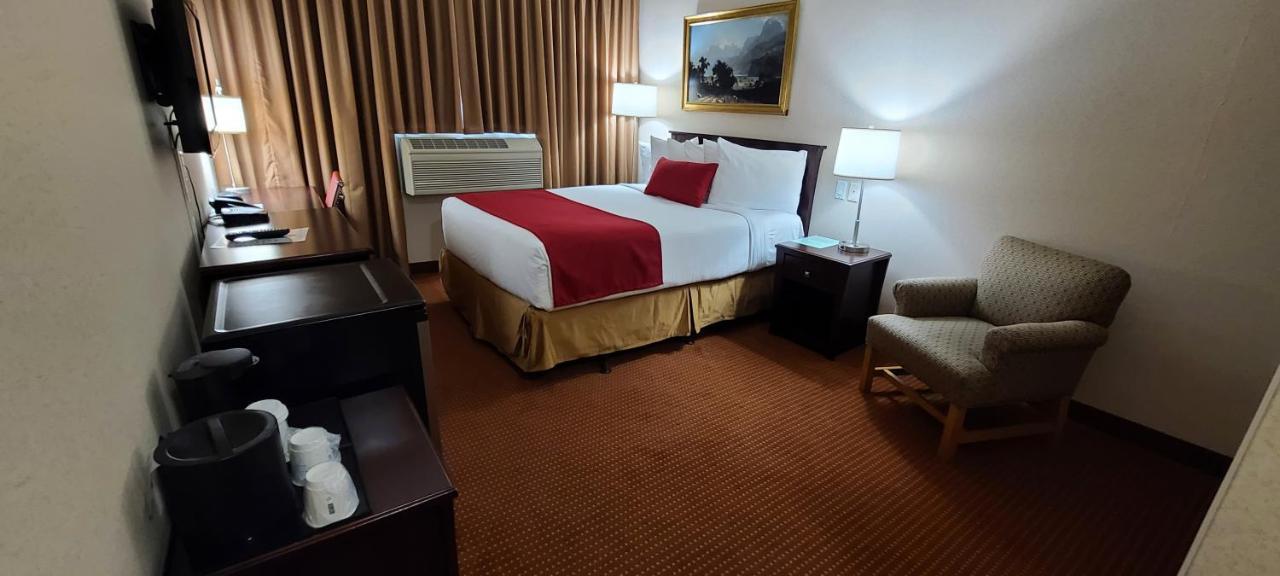 Surestay By Best Western Richmond Vancouver Airport Екстер'єр фото